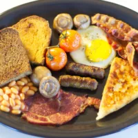 Plate of Ulster Fry components.